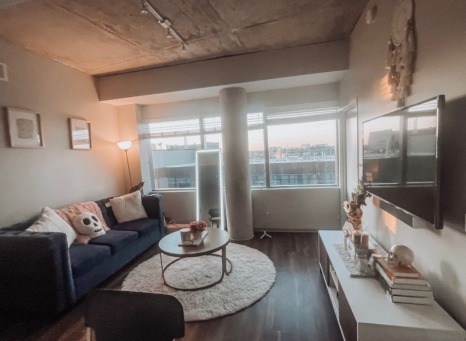 Congratulations to the winner of our Show Off Your Apartment Contest, Madi Shea! We love seeing how our residents are decorating their homes \u2728 Stop by the Leasing Office to claim your gift basket! \n\nIf you want to be featured on our page, just send us a DM or upload a photo on 