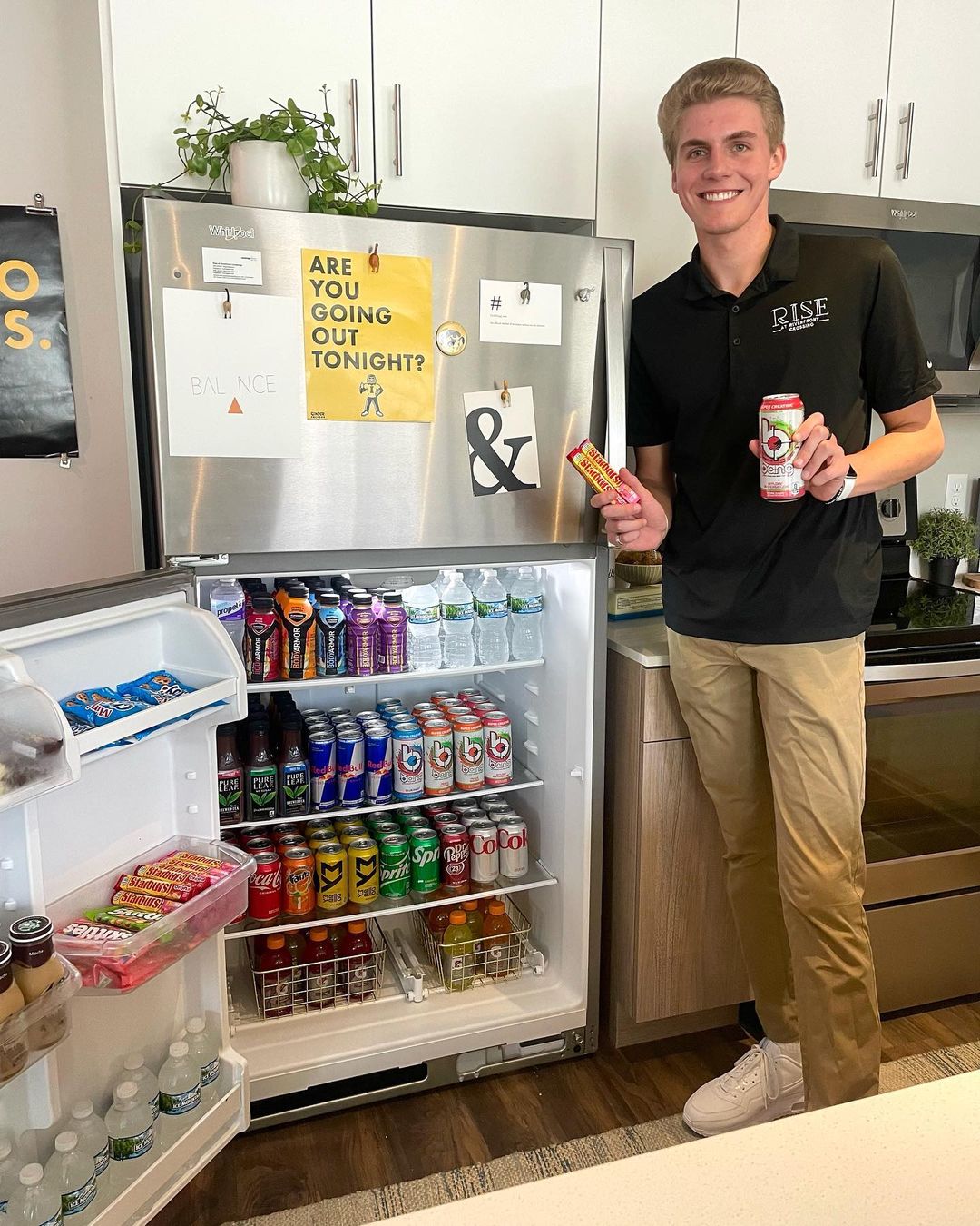 \u2728NOW LEASING FOR 2023-2024 LEASE TERM \u2728 \n\nLooking for that mid-week pick me up? RISE has you covered. Stop by our Leasing Office for a Community Tour and a complimentary beverage from our WOW Fridge \ud83d\ude0b \n\n