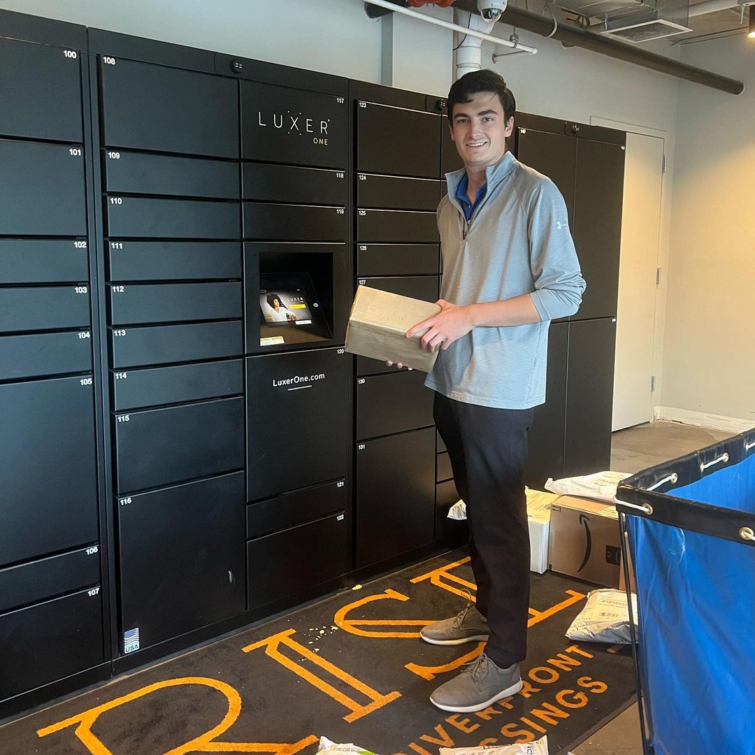 Hey RISERS! Today we're back with another 